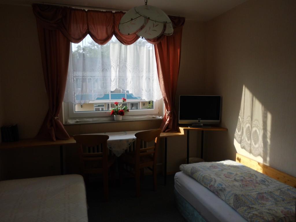 Hotel Garni Am Heuberg Eschwege Habitación foto